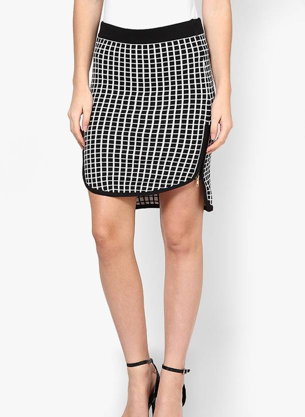 checkered skirt