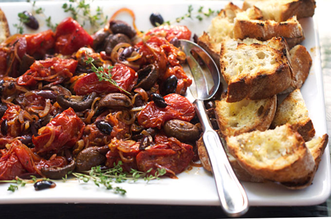 Baked Tomatoes With Mushrooms