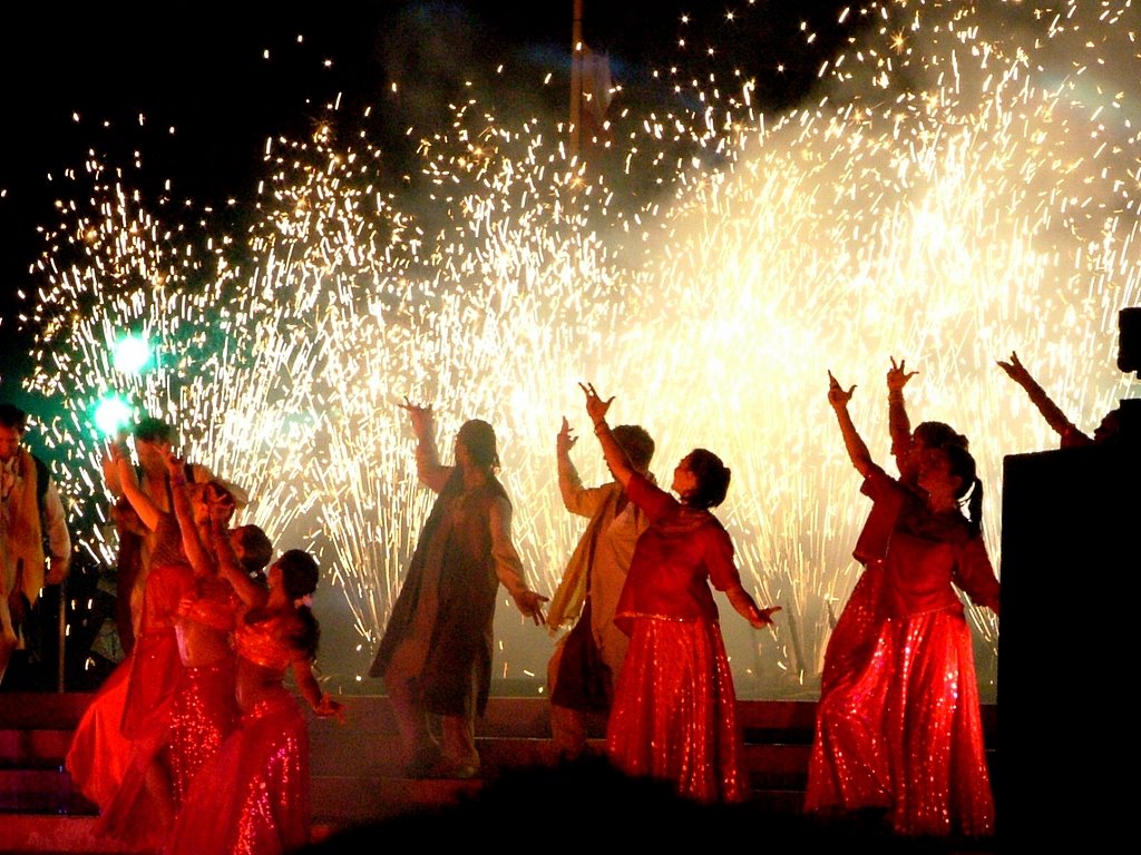 Steps To Make Your Diwali Party A Success