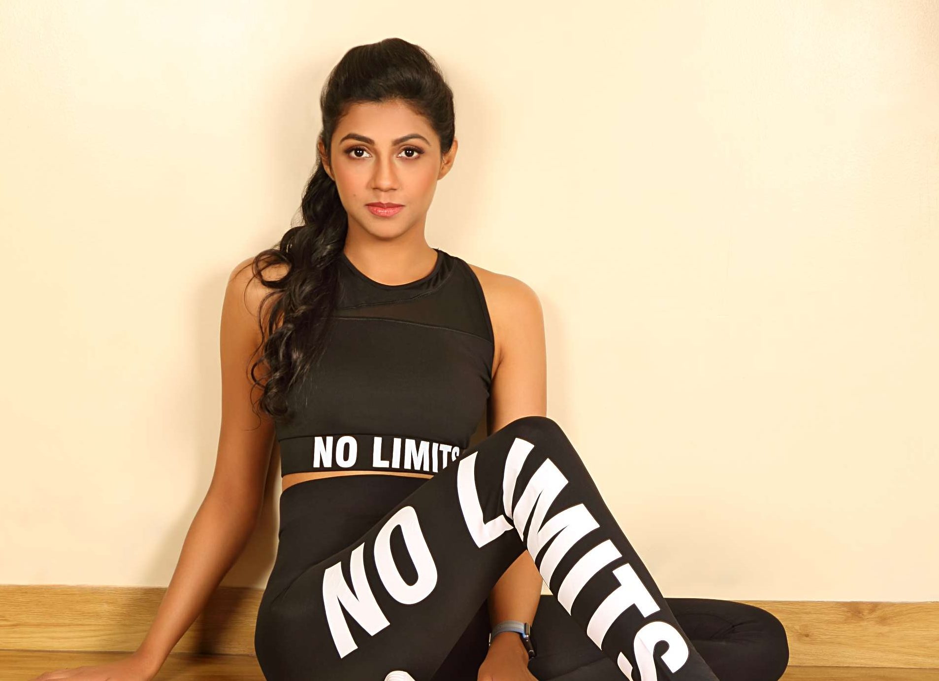 Celebrity Yoga Trainer Anshuka Parwani Introduces Us To FlyFit, Yogalates & Lots More!