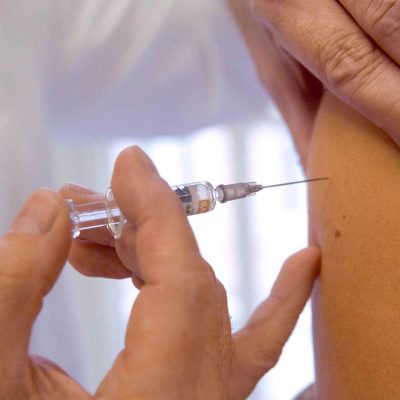 Do’s and Don’ts to Follow Before and After Getting Vaccinated