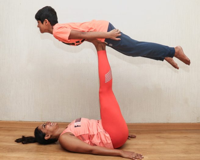 partner_yoga