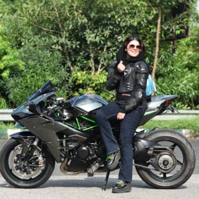 ‘Hijabi biker’ Roshni Misbah: Breaking Stereotypes
