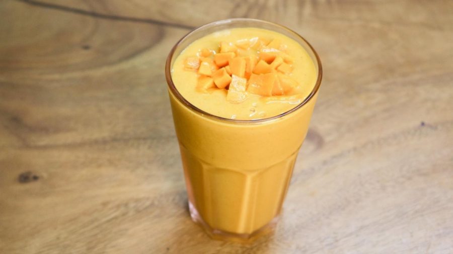 mango turmeric smoothie