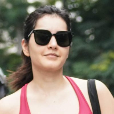 Raashi Khanna sets New fitness Goals with new workout video.