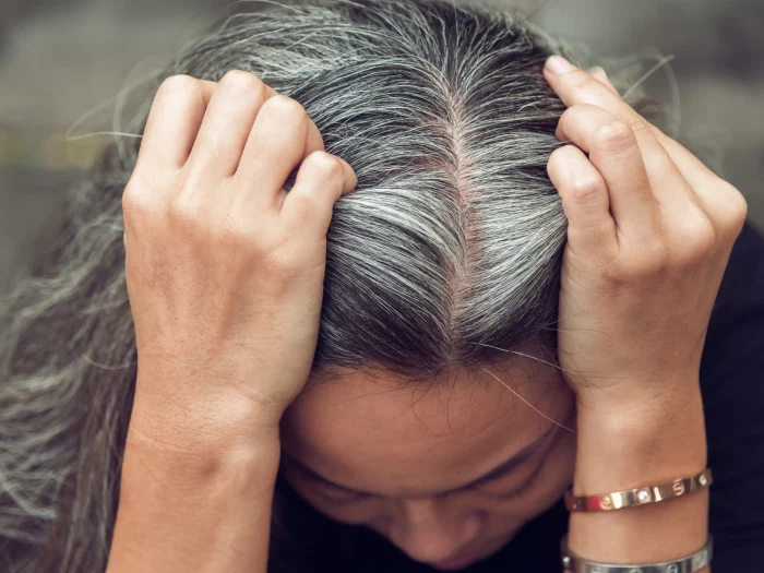 Cover grey hair without damaging roots